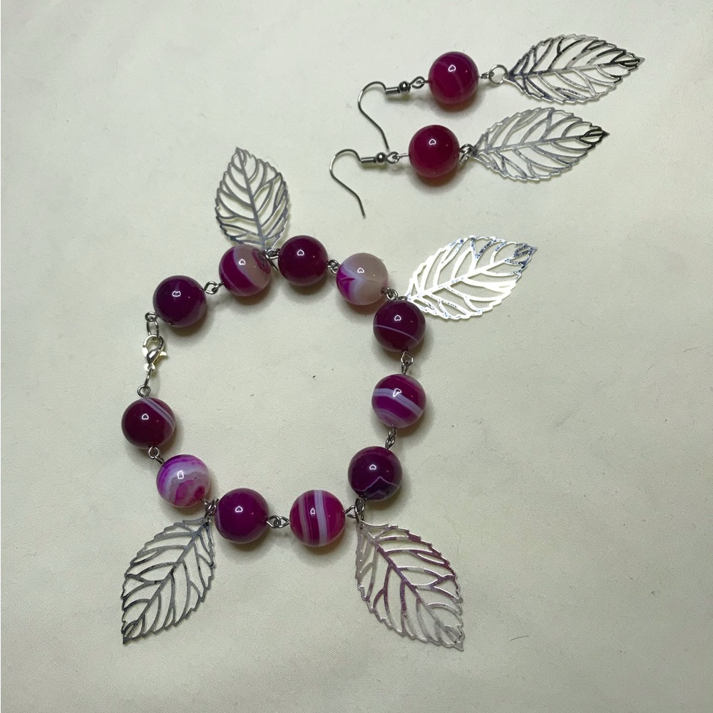 Fuschia Agate Beads Gemstones Bracelet/Earrings Set 🦄3 for $15 /4 for $20🦄